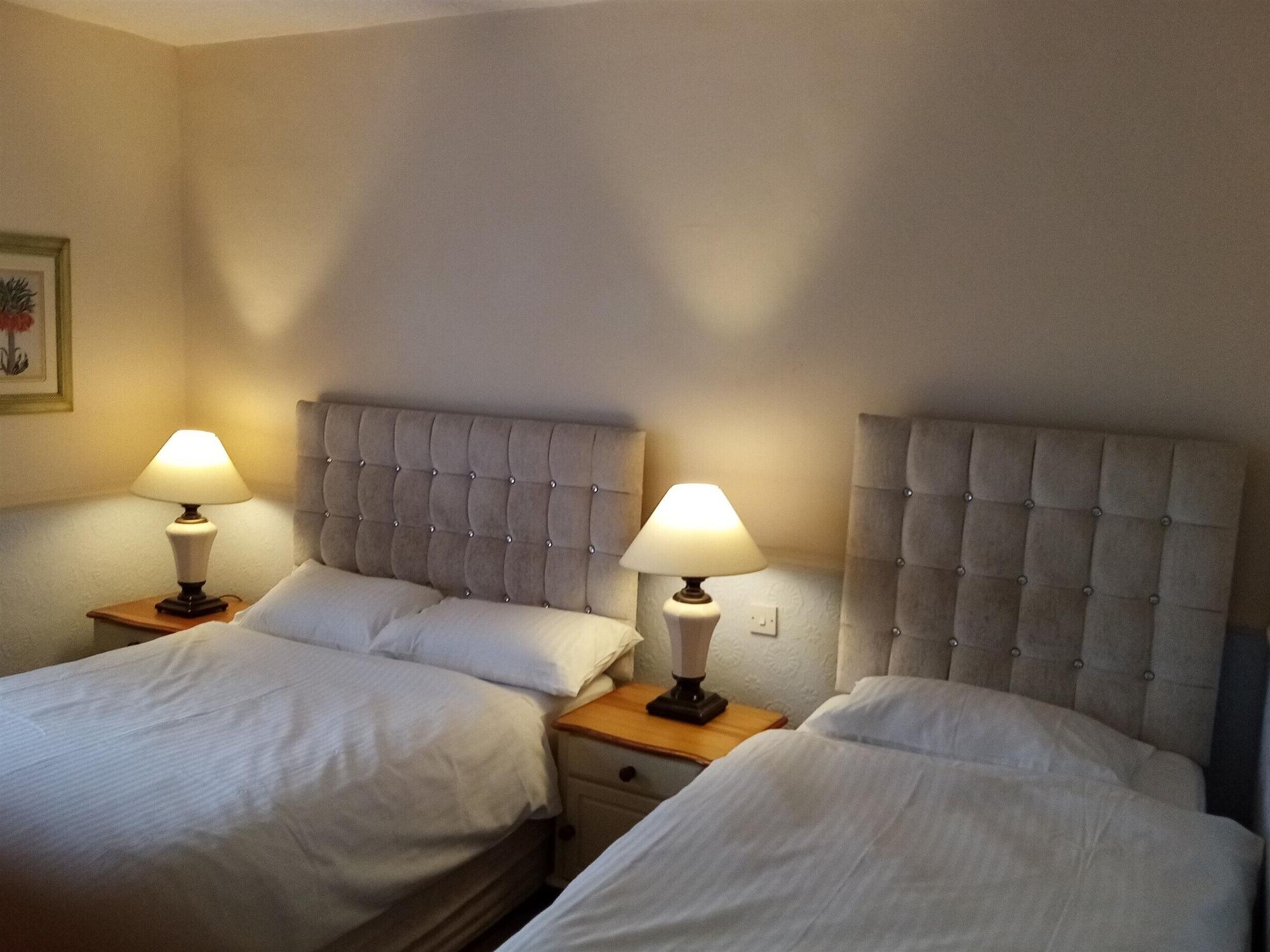 The Sibson Inn Hotel Water Newton Esterno foto