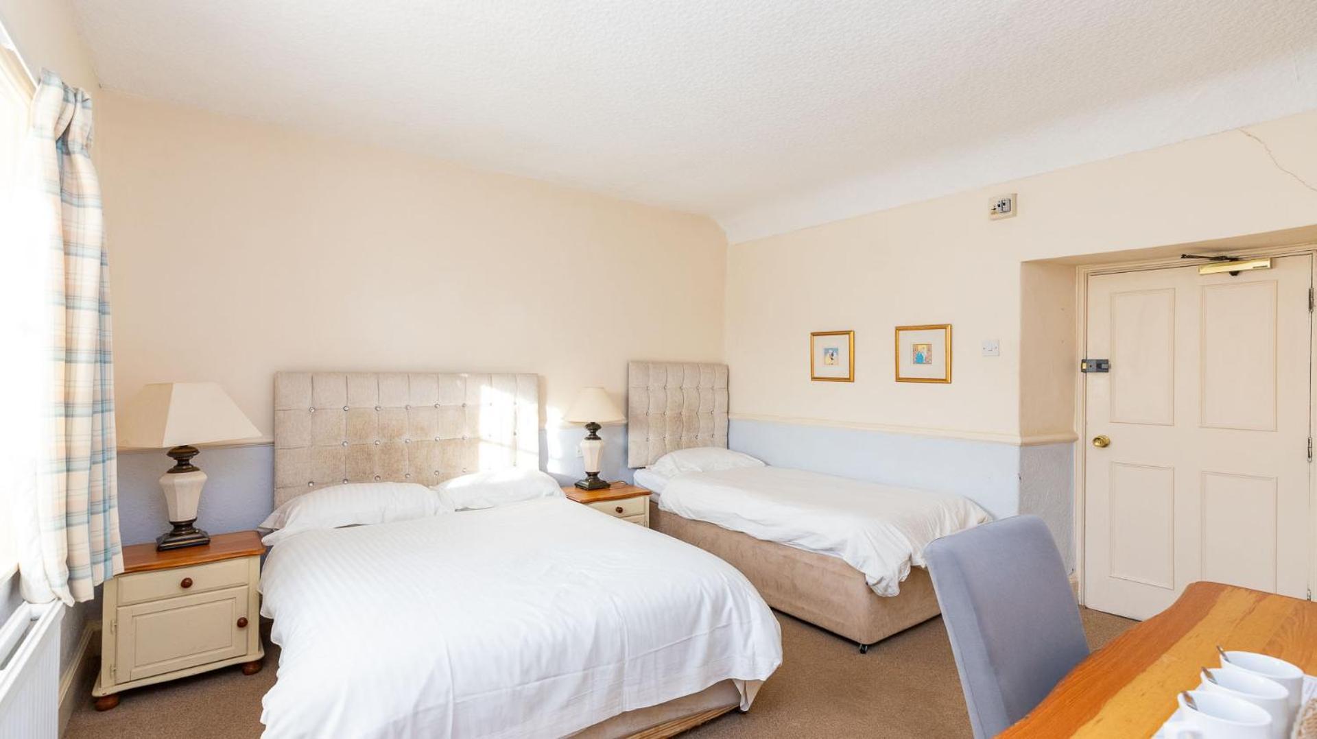 The Sibson Inn Hotel Water Newton Esterno foto