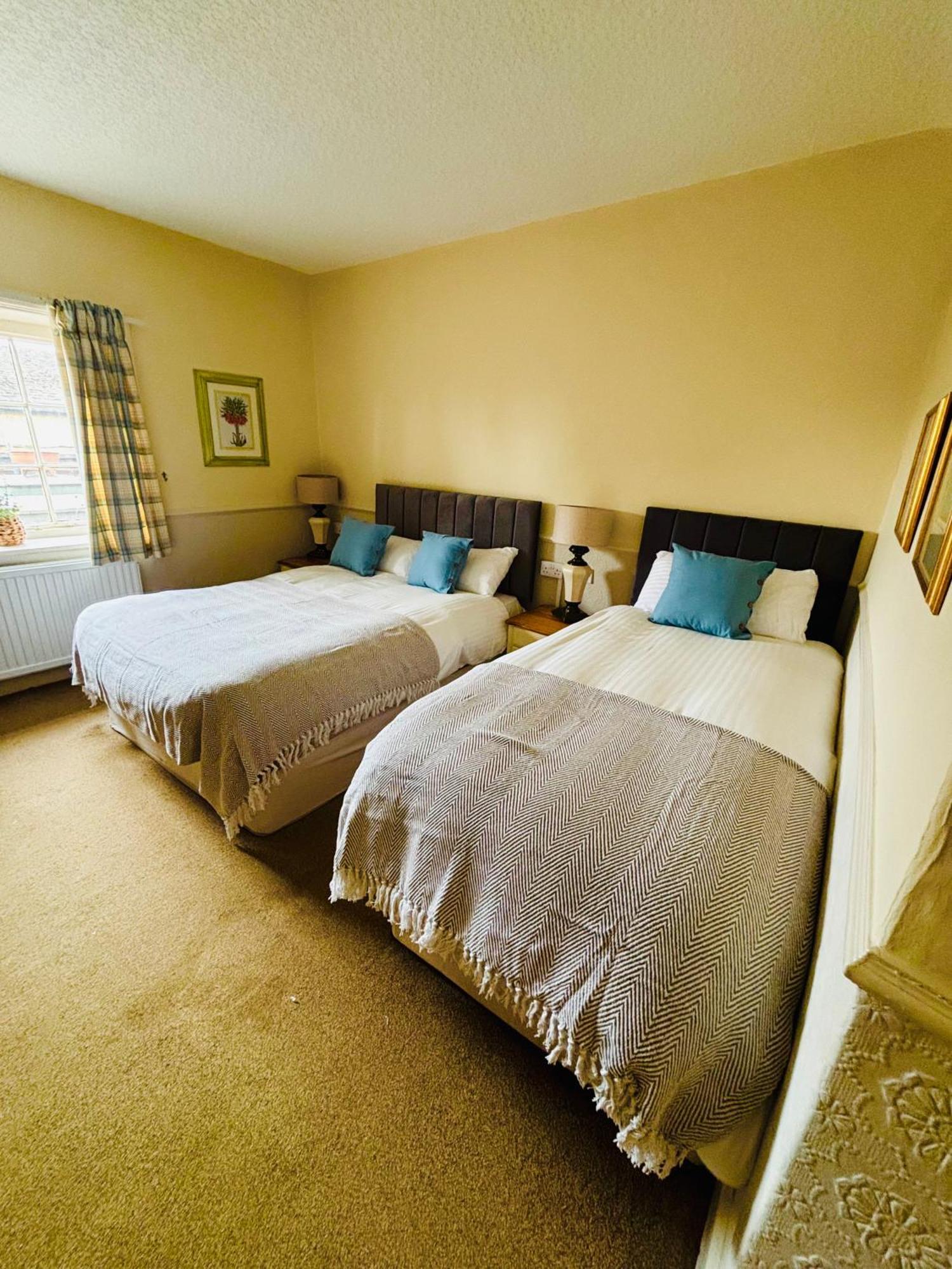 The Sibson Inn Hotel Water Newton Esterno foto