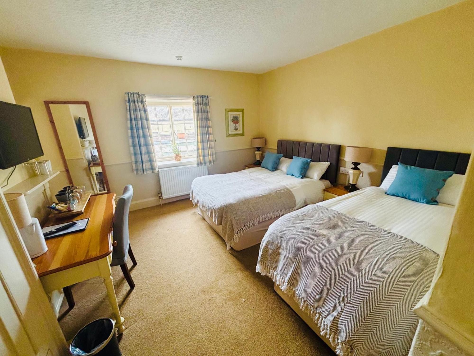 The Sibson Inn Hotel Water Newton Esterno foto